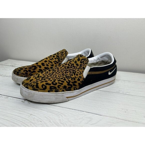 Nike Women's Court Legacy Slip-On Leopard Print Sneakers Size 10 - Picture 1 of 14